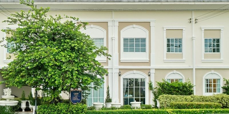รีวิว Lio 2 รังสิต-คลอง 2 ทาวน์โฮมดีไซน์ใหม่ French Colonial Style ส่วนกลางครบครัน ใกล้ Future Park รังสิต ทางด่วนโทลล์เวย์ และรถไฟฟ้า 2 สาย เริ่ม 2.19 ล้านบาท*