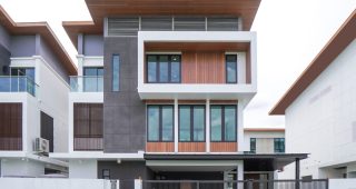 รีวิว The Ava Residence บ้านเดี่ยวหรู 3 ชั้น ออกแบบได้ตามต้องการ* กลางเมืองสุขุมวิท 77 พร้อมสระว่ายน้ำส่วนตัว* ใกล้ MRT ศรีนุช 750 ม.* เริ่ม 35 ล้านบาท*