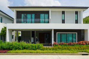 รีวิว CENTRO ราชพฤกษ์-นครอินทร์ บ้านเดี่ยวสไตล์โมเดิร์น เพียง 1 กม.* ถึงถนนราชพฤกษ์ 3 นาที* ถึง MRT บางรักใหญ่ ใกล้ Central 3 แห่ง เริ่ม 8.9 ล้าน*