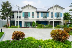 รีวิว อณาสิริ ศรีนครินทร์-แพรกษา บ้านแฝด และทาวน์โฮม สไตล์เมอร์ดิเตอร์เรเนียน​ ใกล้ทางด่วน และ BTS แพรกษา เริ่ม 2.99 ล้าน*